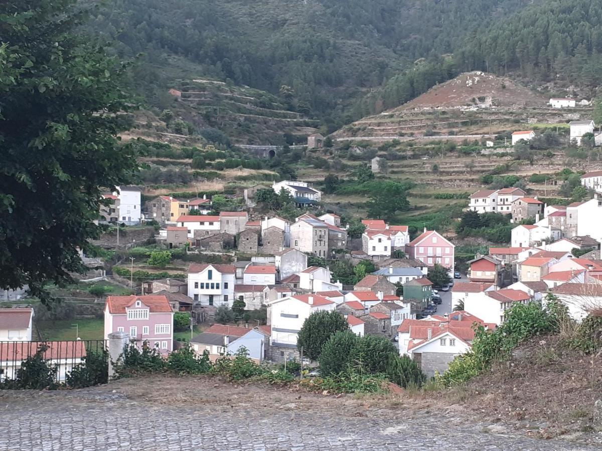 Casa Encantada - Alvoco Da Serra Villa Luaran gambar